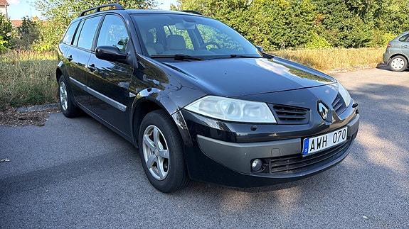 Renault Megane II 2 of 7
