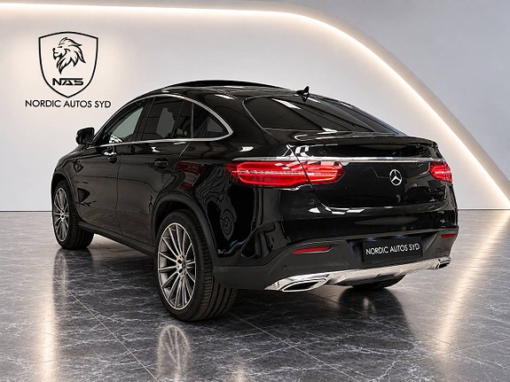 Mercedes-Benz GLE350 d 4 of 27