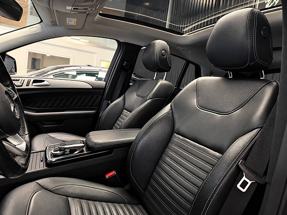 Mercedes-Benz GLE350 d 13 of 27