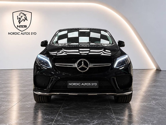 Mercedes-Benz GLE350 d 9 of 27