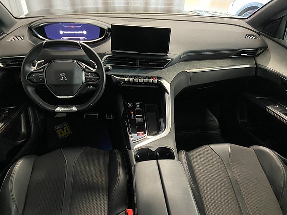 Peugeot 5008 10 of 21