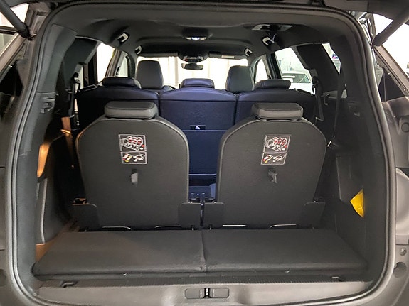 Peugeot 5008 13 of 21