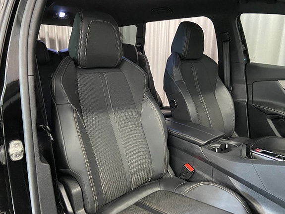 Peugeot 5008 16 of 21