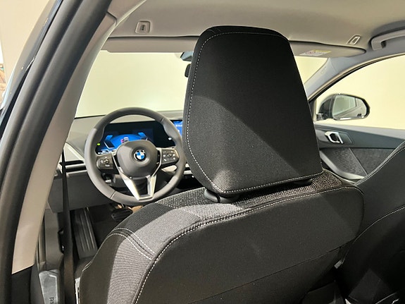 BMW 120 7 of 13