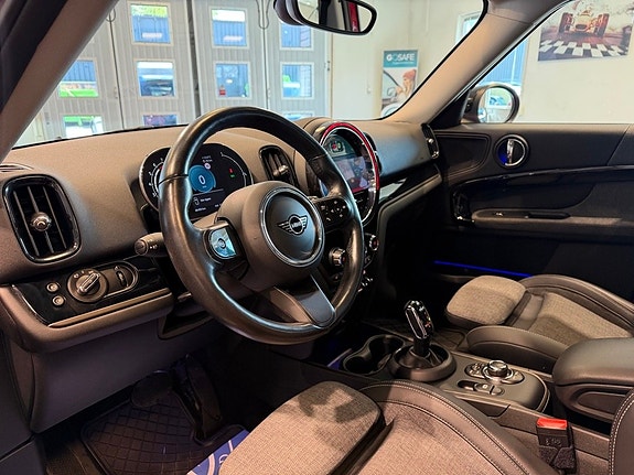 MINI Countryman Cooper 7 of 26
