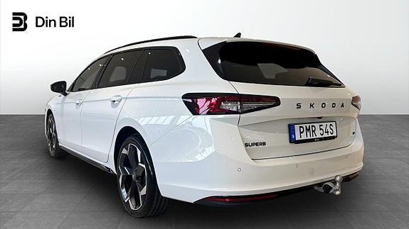 Skoda Superb 3 of 16