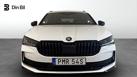 Skoda Superb 4 of 16