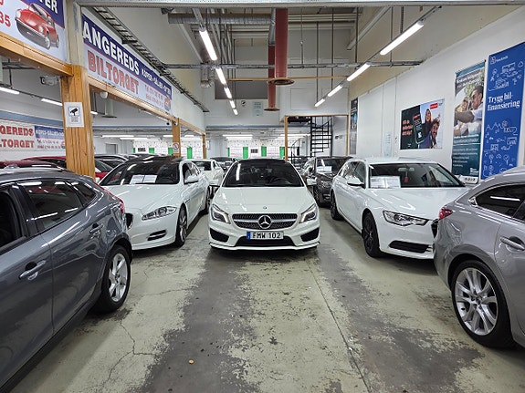 Mercedes-Benz CLA200 6 of 14