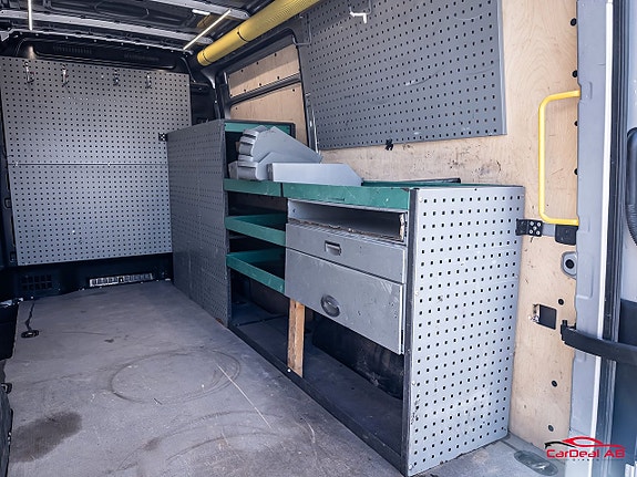 Volkswagen Crafter 35 18 of 30