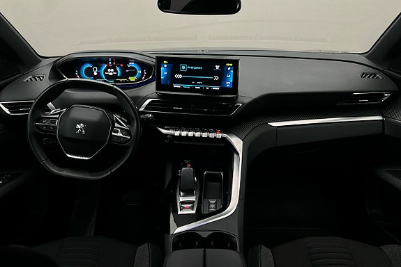 Peugeot 3008 3 of 3