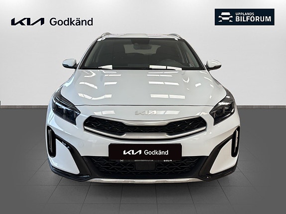 Kia XCeed 2 of 17