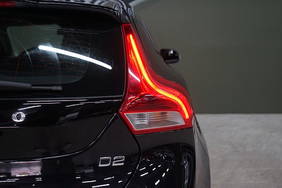 Volvo V40 14 of 17