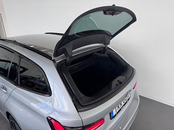 BMW 330e 6 of 19