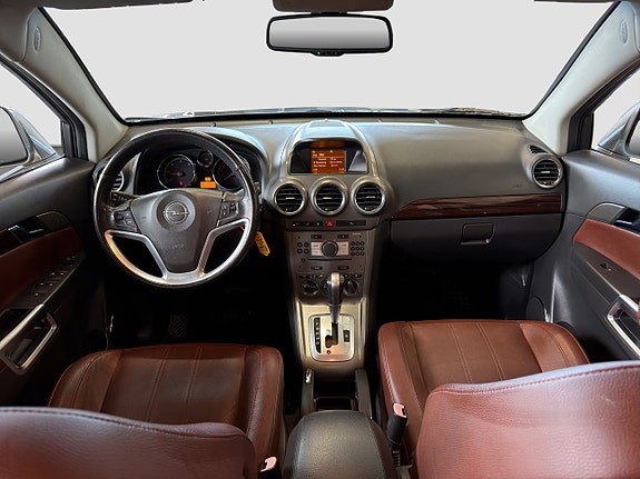 Opel Antara 9 of 28