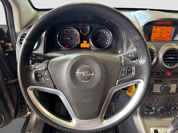 Opel Antara 10 of 28