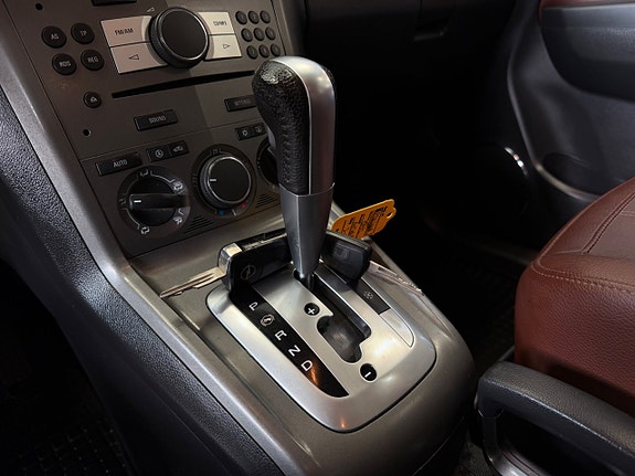 Opel Antara 25 of 28