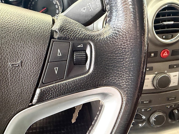 Opel Antara 12 of 28