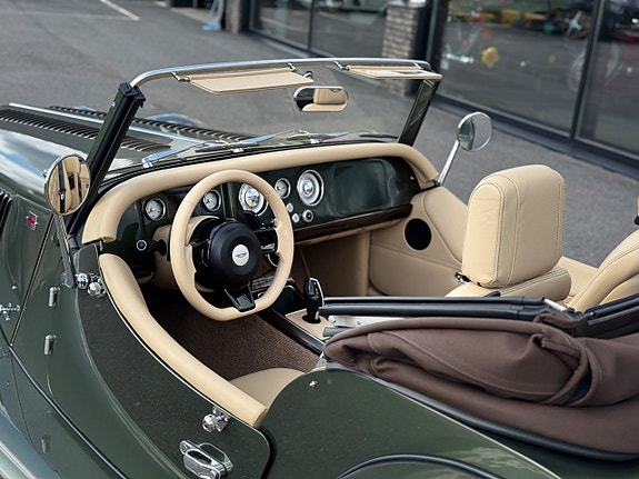 Morgan Plus 4 11 of 23