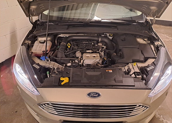 Ford Focus 7 of 8