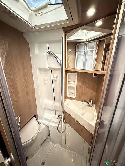 Carthago MALIBU VAN 640 LE 9 of 11