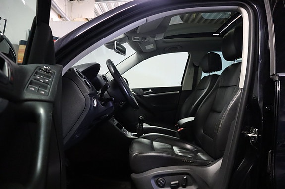 Volkswagen Tiguan 10 of 30