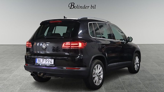 Volkswagen Tiguan 6 of 30