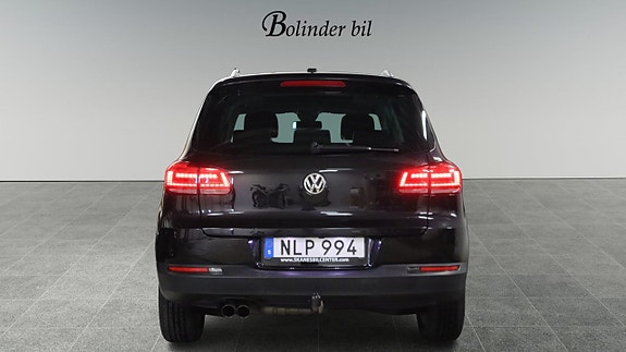 Volkswagen Tiguan 5 of 30