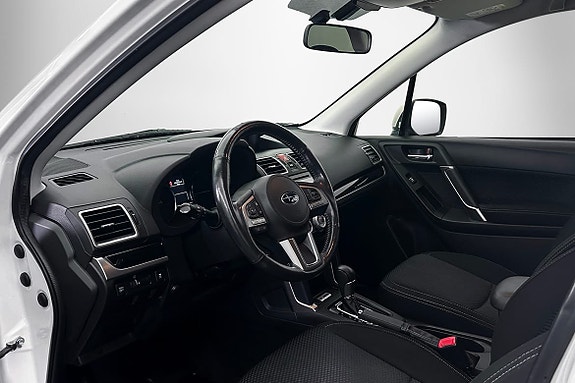 Subaru Forester 4 of 11