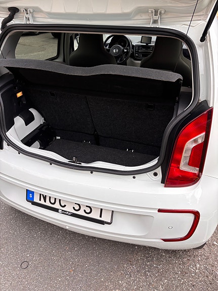Volkswagen e-Up! 5 of 10