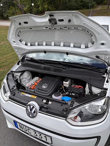Volkswagen e-Up! 6 of 10