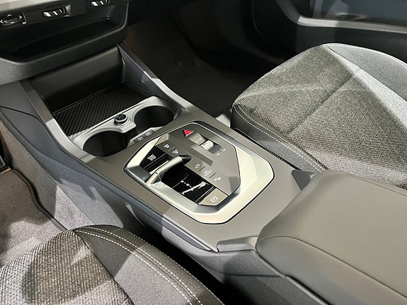 BMW 120 5 of 11
