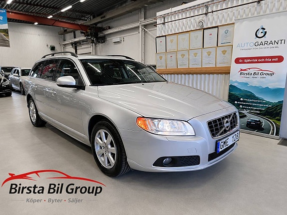 Volvo V70 7 of 30