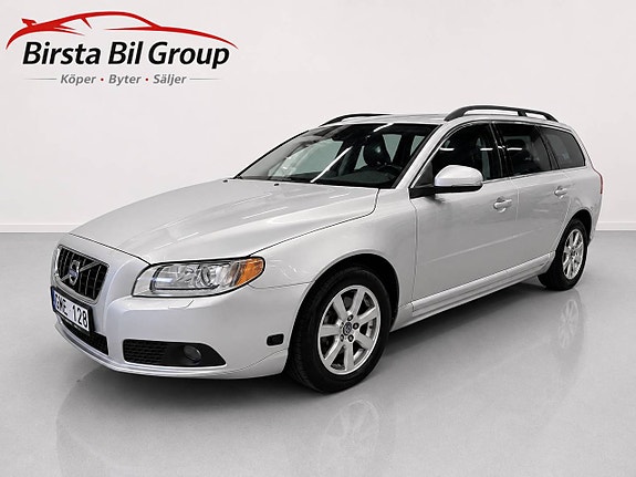 Volvo V70 6 of 30