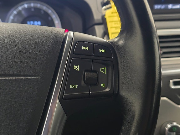 Volvo V70 14 of 30