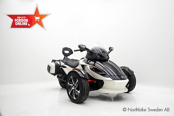 Can-Am Spyder Roadster RS S SE5 2 of 12