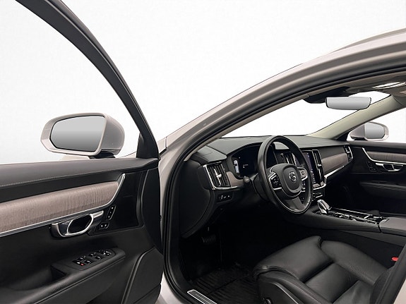 Volvo V90 12 of 30