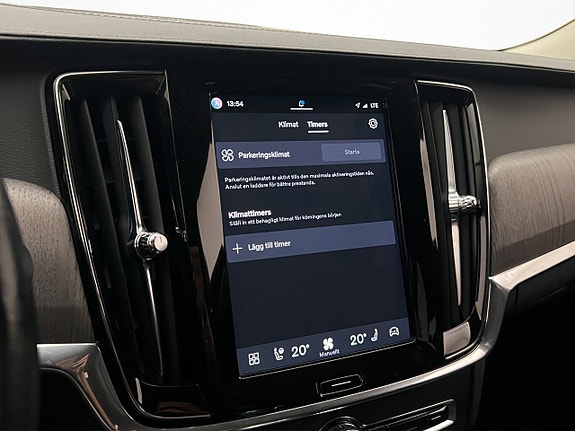 Volvo V90 22 of 30