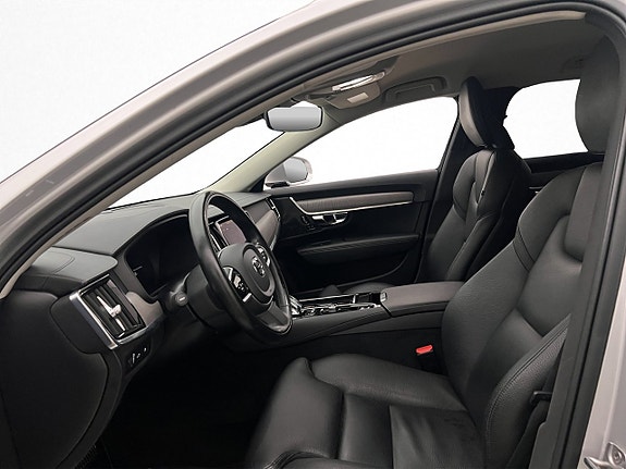Volvo V90 13 of 30