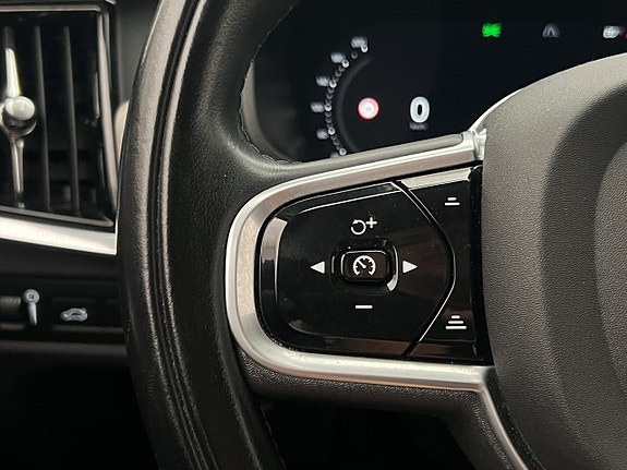 Volvo V90 16 of 30