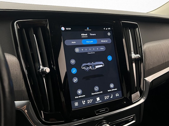 Volvo V90 21 of 30