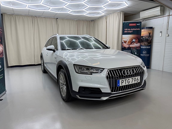 Audi A4 allroad 3 of 30