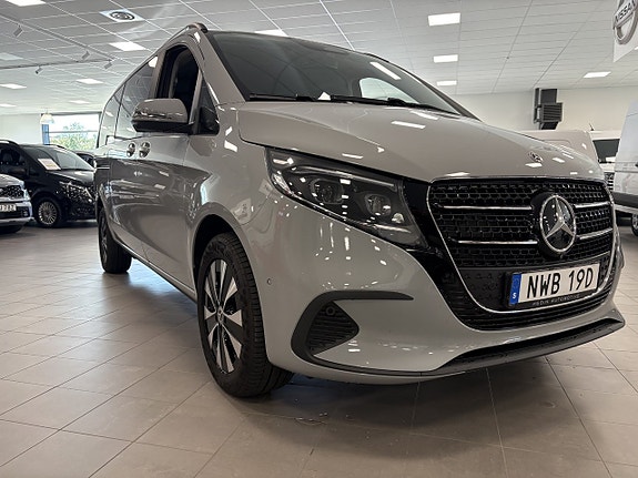 Mercedes-Benz V250 d 7 of 11