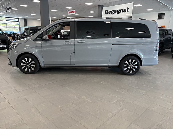 Mercedes-Benz V250 d 3 of 11