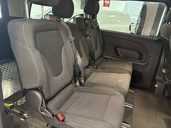 Mercedes-Benz V250 d 9 of 11