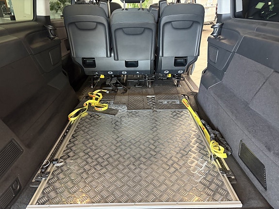 Mercedes-Benz V250 d 10 of 11