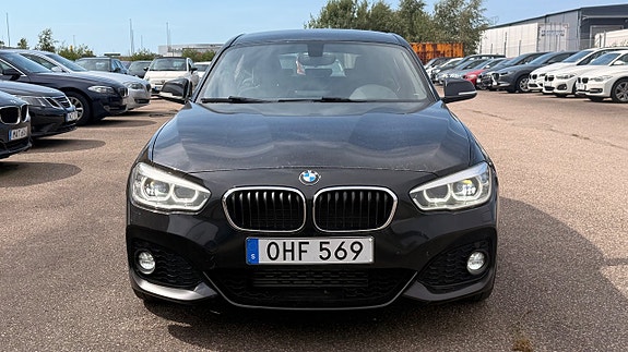 BMW 118d 2 of 30