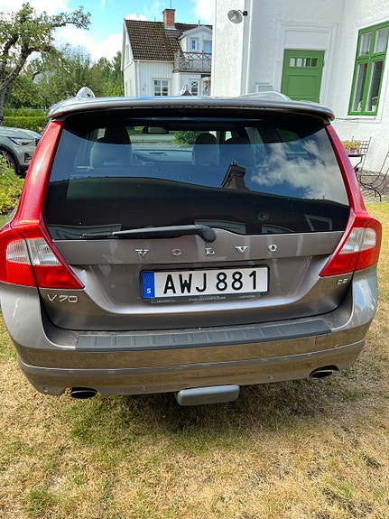 Volvo V70 18 of 24