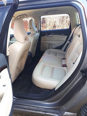 Volvo V70 5 of 8