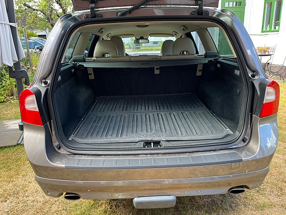 Volvo V70 19 of 24