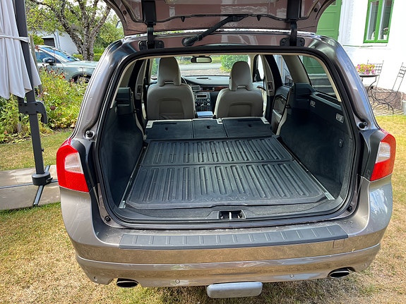 Volvo V70 20 of 24